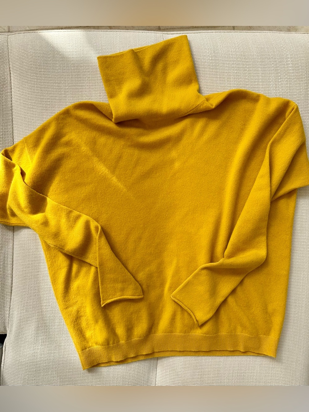 COS yellow cashmere oversized boxy turtleneck sweater M
